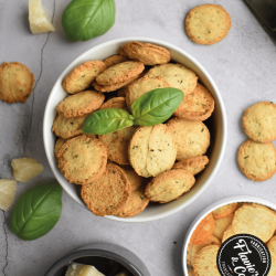 Mini cookies au parmesan A.O.P et basilic